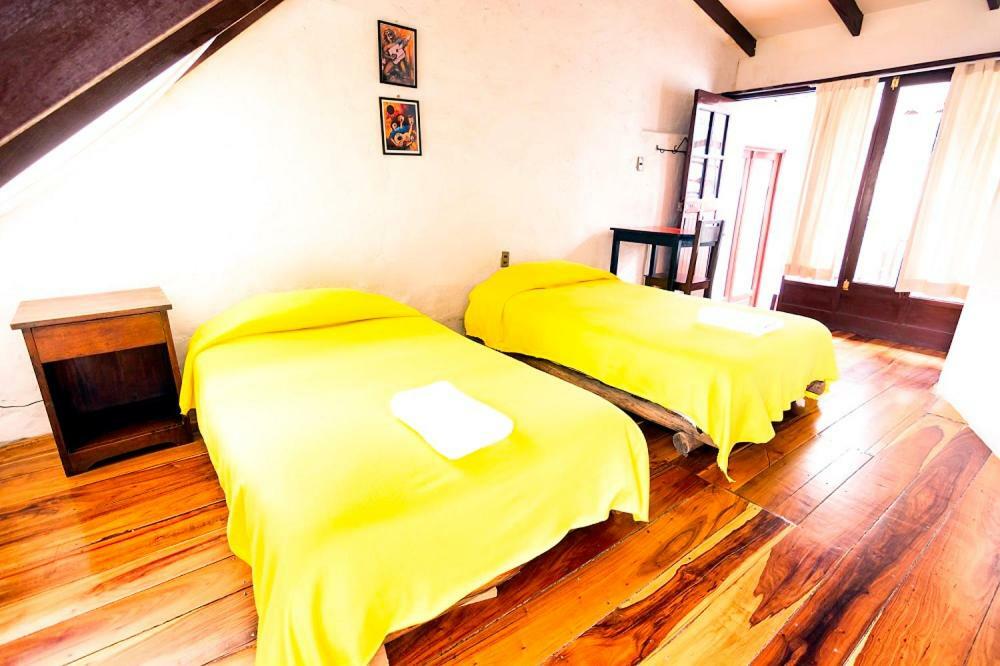 Hostal CasArte Takubamba Sucre Bagian luar foto